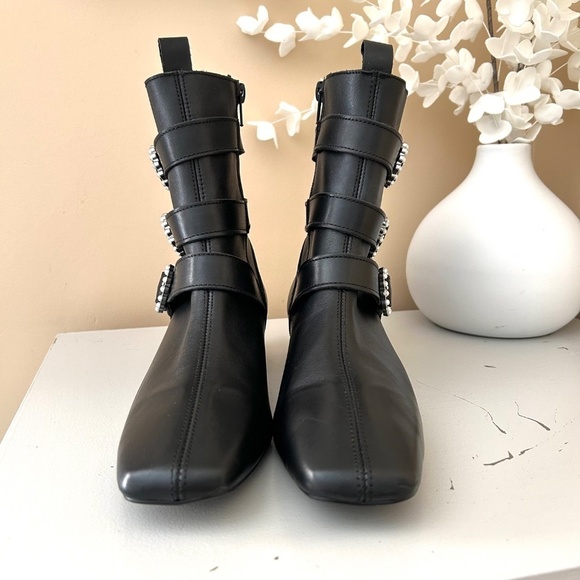 NWT CRUZA Black Leather Pearl Embellished Ankle Booties Made in Portugal Size7.5 - Picture 4 of 16